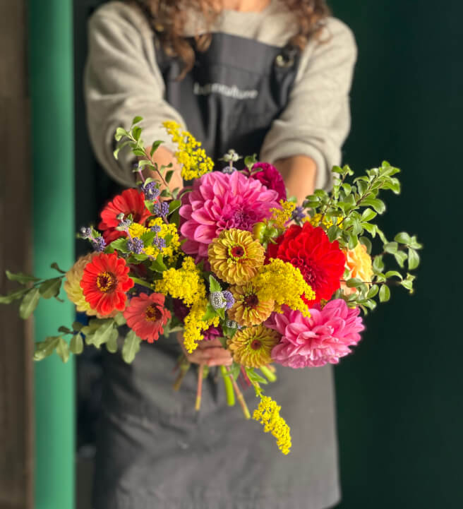 Floristry Workshop Seasonal HandTied Bouquet for Beginners